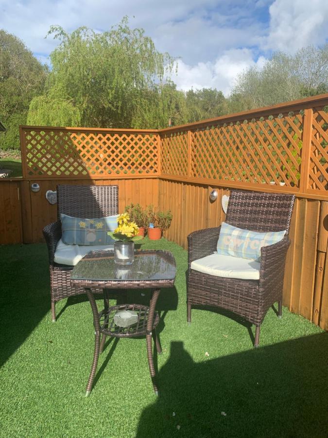 Swansea Log Cabin Pontardawe Dış mekan fotoğraf