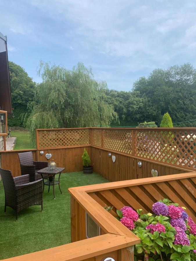 Swansea Log Cabin Pontardawe Dış mekan fotoğraf